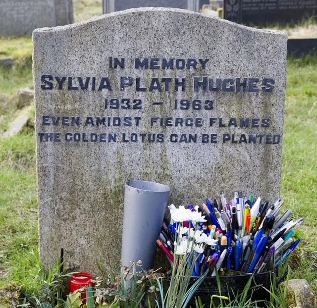 سنگ قبر سیلویا