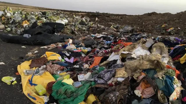 ብሰንበት ካብ ዝተሓምሸሸት ነፋሪት መገዲ ኣየር ኢትዮጵያ ዝተኣኻኸበ ክዳውንትን ካልእን