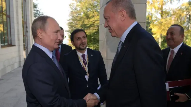 トルコ大統領、シリア再進攻は「必要なくなった」 ロシアと合意 - BBCニュース