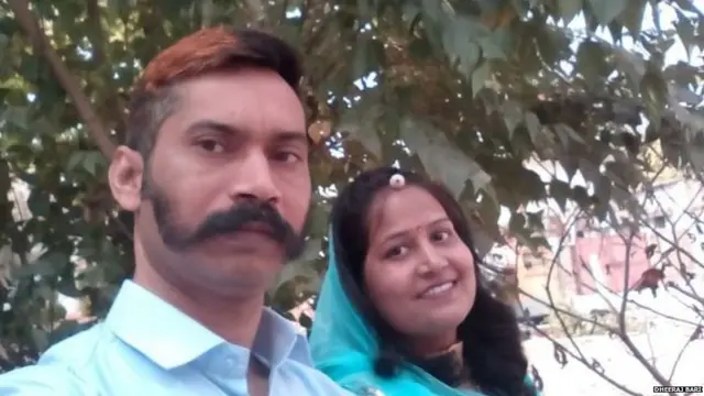 ਰਤਨ ਲਾਲ ਪਤਨੀ ਨਾਲ