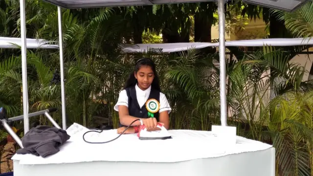 மாணவி வினிஷா