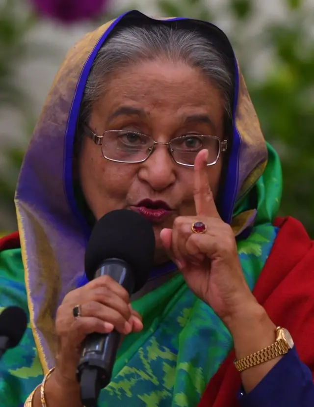 బంగ్లాదేశ్ ప్రధానమంత్రి షేక్ హసీనా