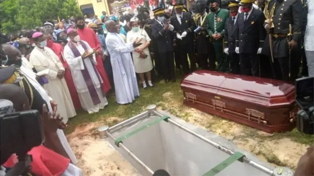 Isinku Anthony Obiagbaoso Enukeme ni itẹ oku