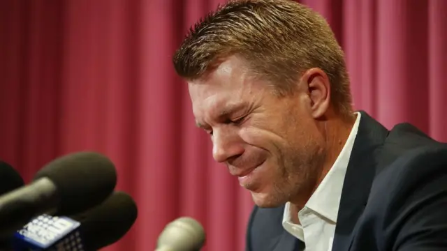 வார்னர்