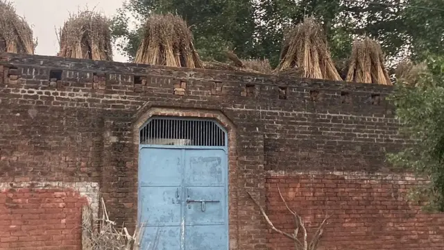 बेहमई गाव