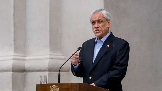 Sebastián Piñera hablando el 26 de octubre a la nación
