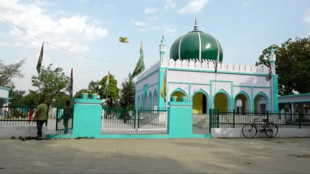 मक़बरा मलिक मोहम्मद जायसी का मक़बरा