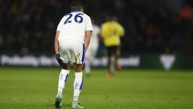 Jugador de fútbol se lesiona el muslo