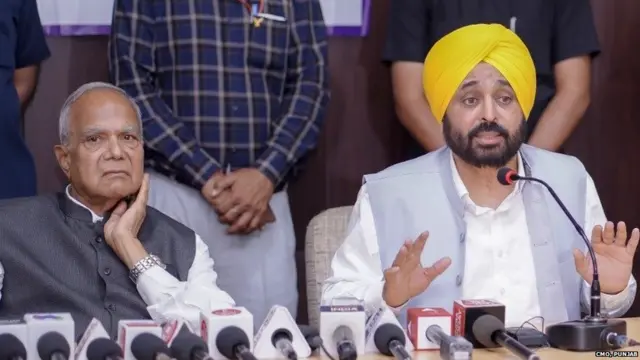 ਰਾਜਪਾਲ ਬਨਵਾਰੀ ਲਾਲ ਪੁਰੋਹਿਤ ਨੇ ਕਿਹਾ ਹੈ ਕਿ ਉਹ ਅੱਗੇ ਪੰਜਾਬ ਦੇ ਹੋਰ ਜ਼ਿਲ੍ਹਿਆਂ ਦਾ ਦੌਰਾਨ ਕਰਨਗੇ