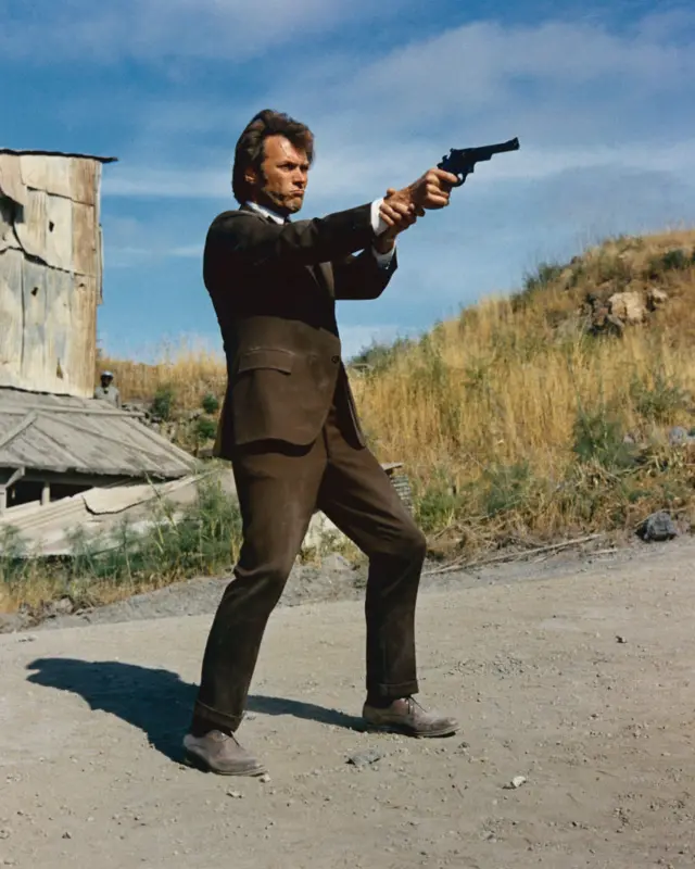 Клинт Иствуд – полицейский инспектор "грязный" Гарри Каллахан в фильме "Грязный Гарри"