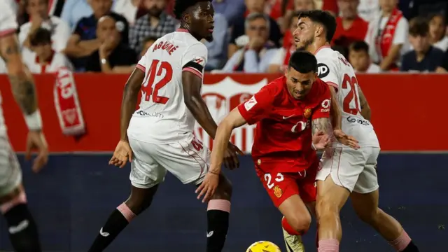 Немања Радоњић