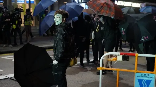 కంటెంట్పై నియంత్రణ