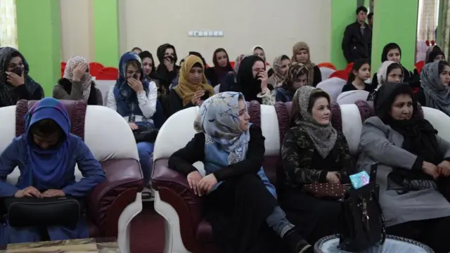 کارگاه برنامه سازی خلاق رادیو برای بانوان