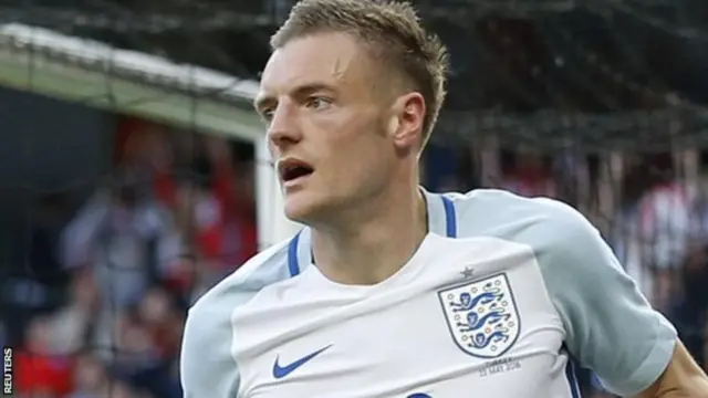 Mshambuliaji klabu ya Uingereza ya Leicester Jamie Vardy