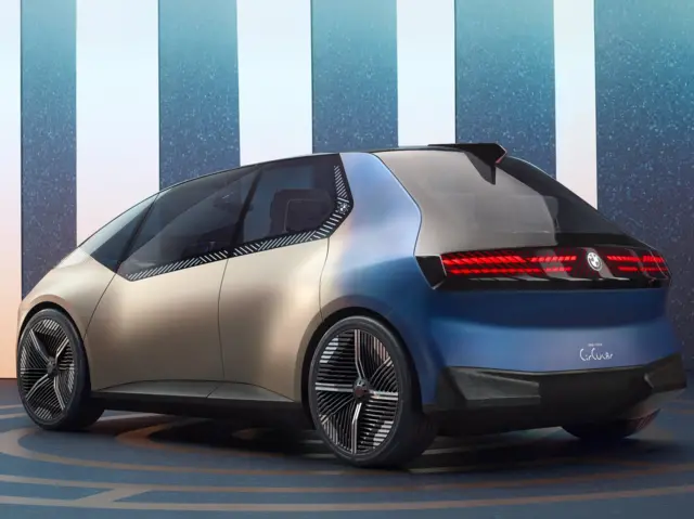 کانسپت ب‌ام‌و با تاکید بر سادگی طراحی شده است