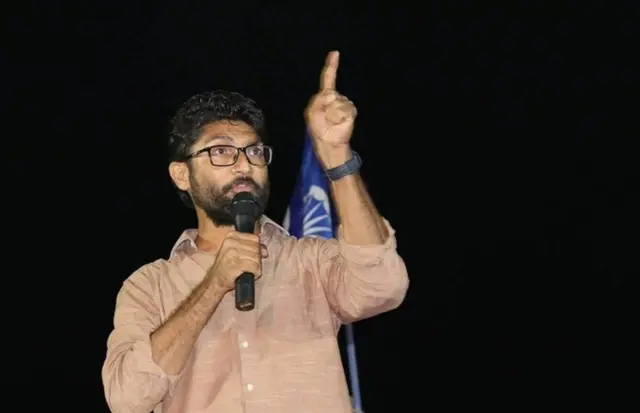 જિગ્નેશ મેવાણીની તસવીર