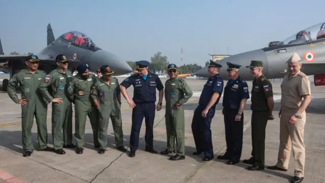 Індійські та російські пілоти