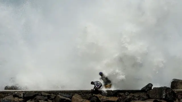 પ્રતીકાત્મક તસવીર