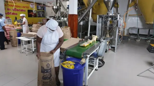 මොකක්ද මේ ත්රිපෝෂ ආන්දෝලනය?