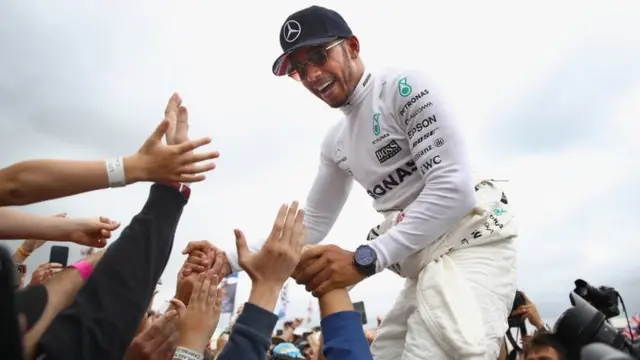 Льїс Хамільтон