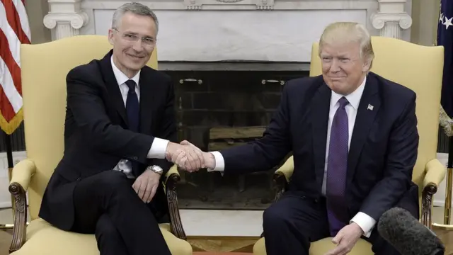 دیدار ترامپ و دبیرکل ناتو ینس استولتنبرگ