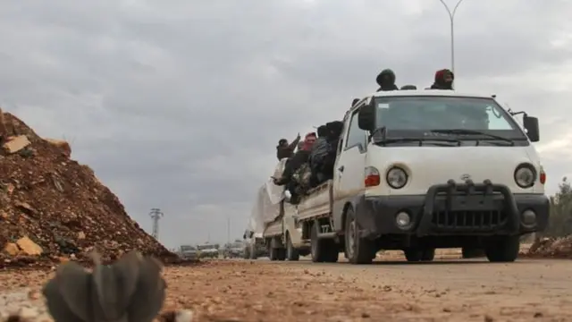 المدنيون والمسلحون الذين يتم إجلاؤهم من الأحياء الشرقية في حلب يستقرون في محافظة إدلب