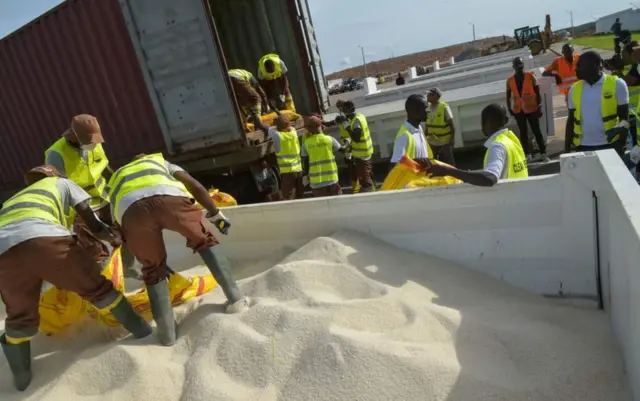 ဆန်တန်ချိန် ၁ သောင်း ၈ ထောင်ကို ဖျက်ဆီးခဲ့