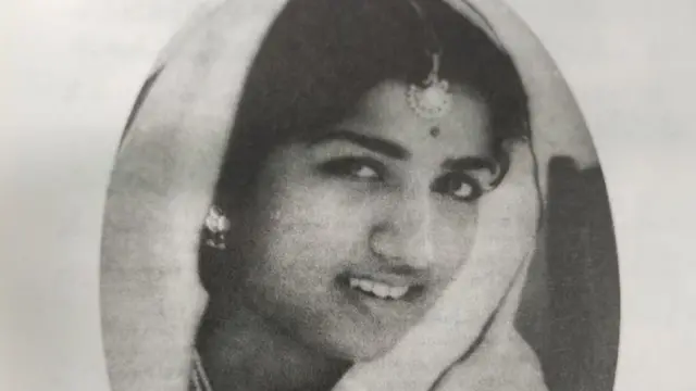 لتا منگیشکر