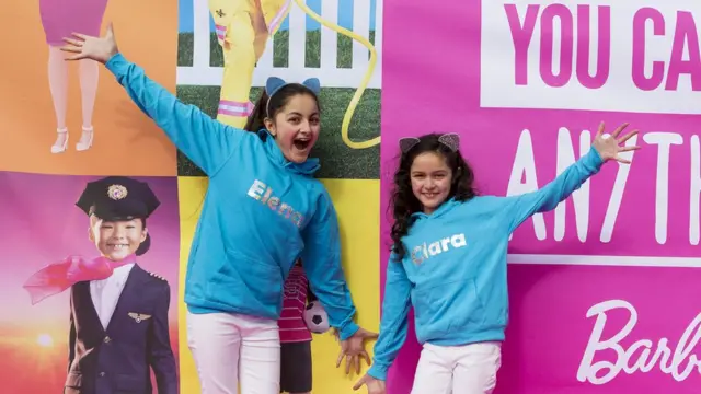 Єлена та Клара