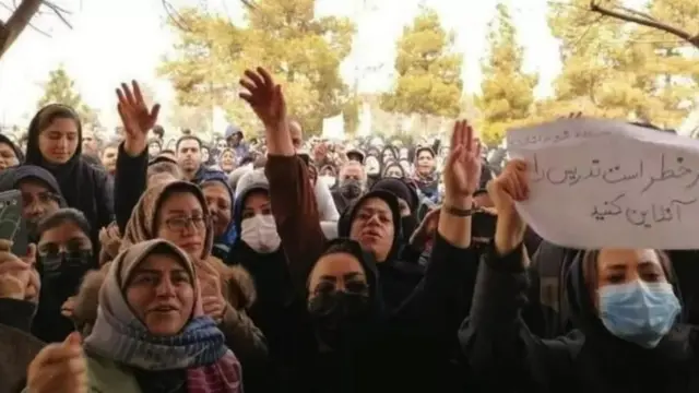 احتجاجات نسائية في إيران