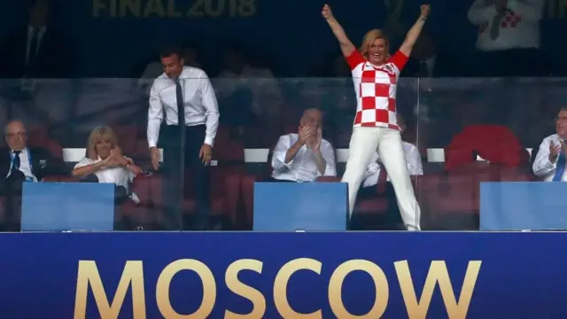 Na Presido Kolinda Grabar-Kitarovic evribodi dey see as di woman behind Croatia men football team success to qualify for World Cup finals for di first time.