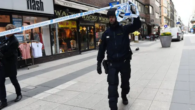 Policía acordona la zona del incidente en Estocolomo