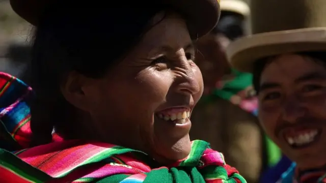 Ajmari rezonuju da zato što ne možemo da vidimo budućnost, ona mora da je iza nas