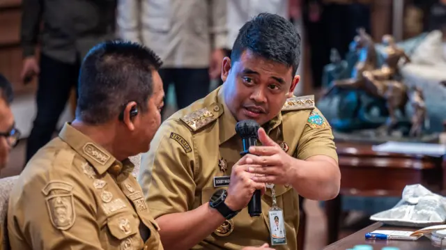 Bobby nasution, komunikasi publik