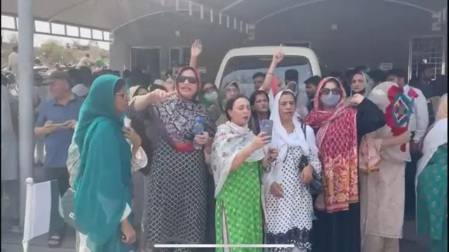 عمران خان کو رہا کرو