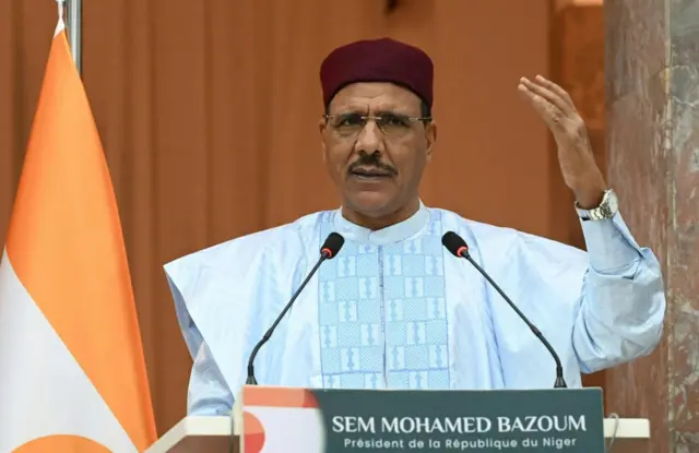 Мохамед Базум