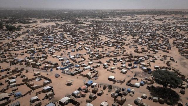 Campo de refugiados em Adre, no Chade