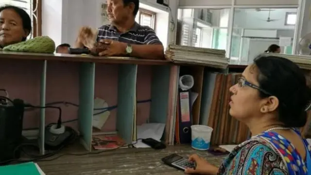 कर्मचारी 