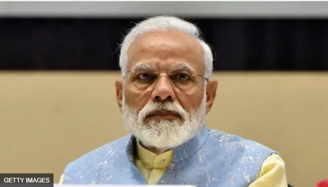 नरेंद्र मोदी 