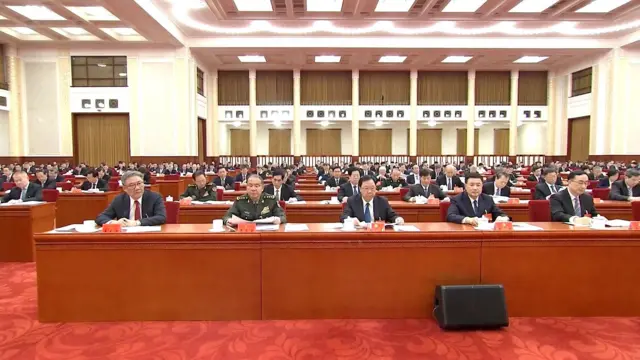 北京京西宾馆中共二十届四中全会会场王文全（左二）在席（中国中央电视台片段截屏10/2025）