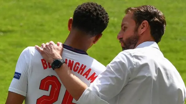 জুড বেলিংহাম ১৯ বছর বয়সেই নেতা