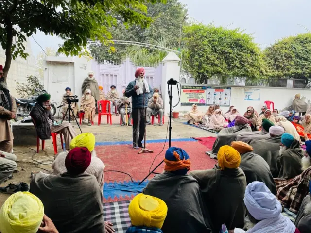 ਗੋਬਿੰਦ ਸਿੰਘ ਲੌਂਗੋਵਾਲ ਦੇ ਘਰ ਅੱਗੇ ਪਿਛਲੇ ਡੇਢ ਮਹੀਨੇ ਤੋਂ ਪੱਕਾ ਮੋਰਚਾ ਚੱਲ ਰਿਹਾ ਹੈ 