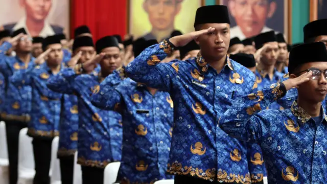 Pajak ASN/TNI/Polri bahkan pejabat negara itu ditanggung oleh negara.