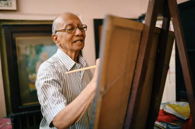 பழைய ஓய்வூதிய திட்டத்தை அமல்படுத்தும் கர்நாடகா: தமிழ்நாட்டில் என்ன சிக்கல்?