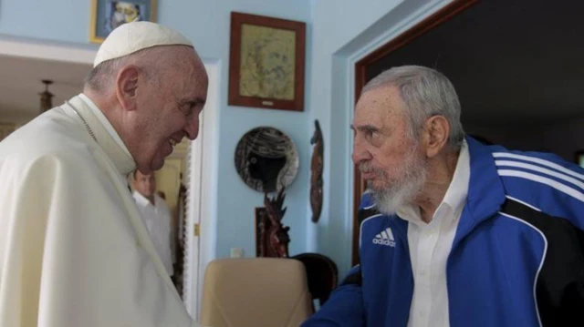 Giáo hoàng Francis gặp cựu Chủ tịch Cuba Fidel Castro trong chuyến thăm Havana năm 2015