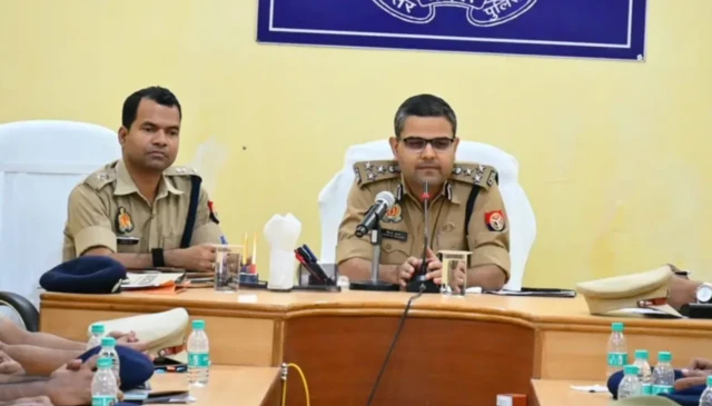 உத்தர பிரதேசம்: மாதந்தோறும் சுமார் 1.5 கோடி ரூபாய் பணம் பறிக்கும் மோசடி வெளிச்சத்திற்கு வந்தது எப்படி?