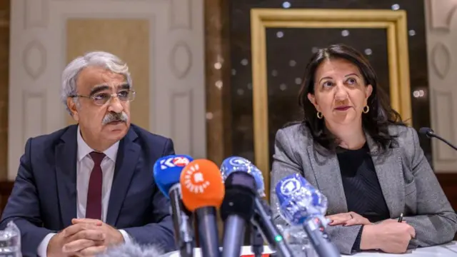 Mithat Sancar ve Pervin Buldan 