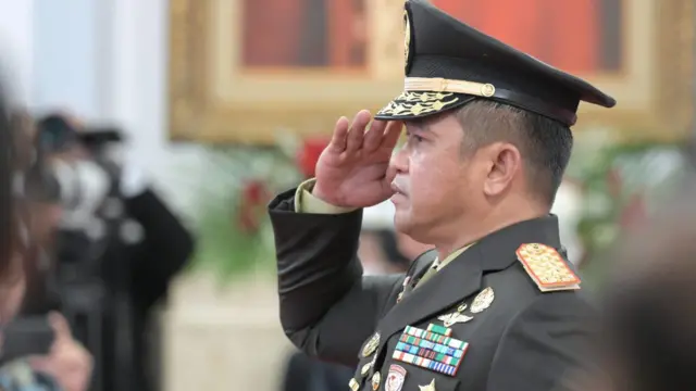 Presiden Joko Widodo melantik KSAD Jenderal TNI Maruli Simanjuntak.