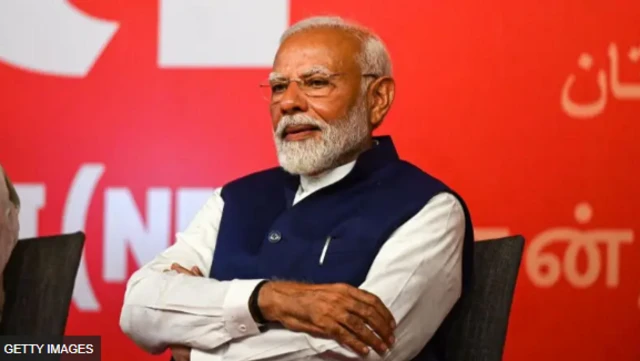 नरेंद्र मोदी 