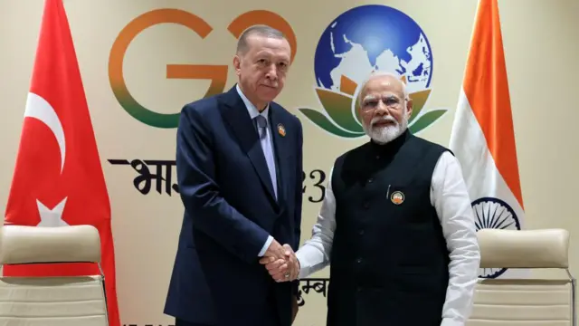 Recep Tayyip Erdogan e Narendra Modi